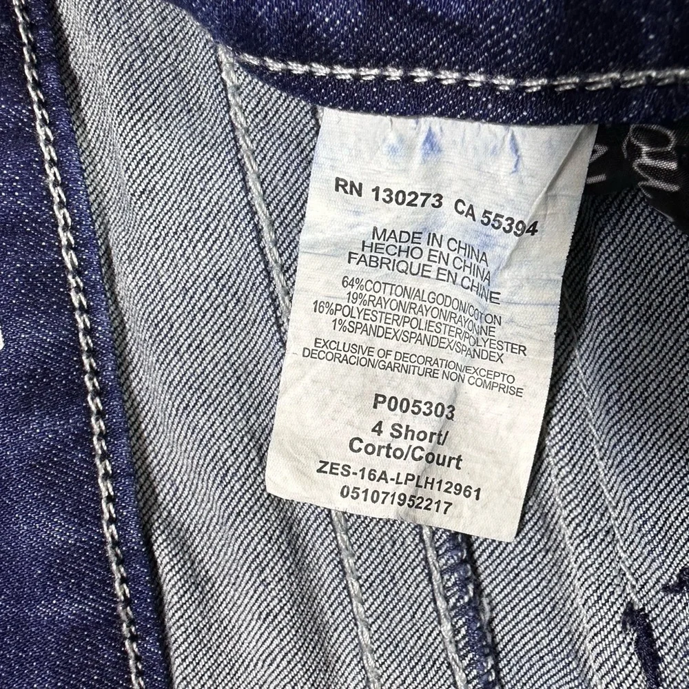 Lee Platinum women's Dark Wash Mid Rise Barely Boot Cut Denim Jeans Size 28